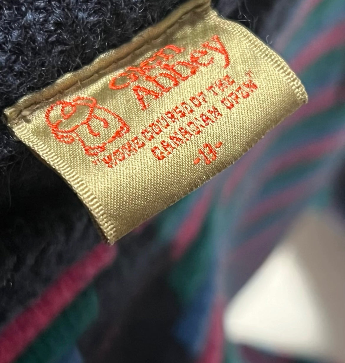 Vintage 90's "Glenn Abbey" Sweater
